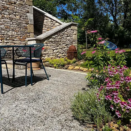 Oda ve Kahvaltı Le Clos Des Songes.