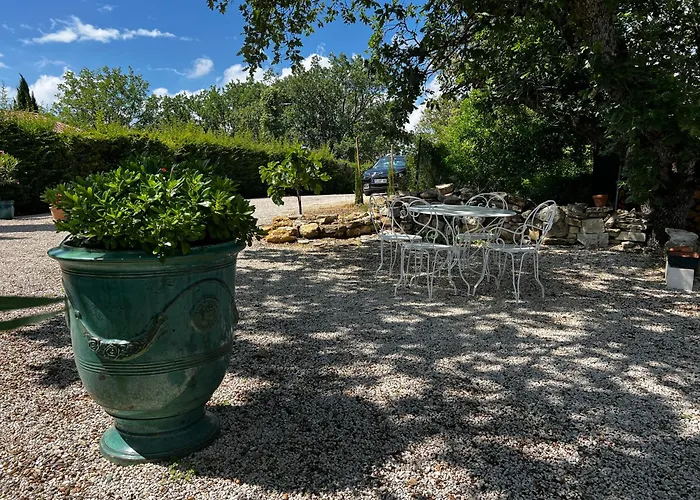 Le Clos Des Songes. 3*