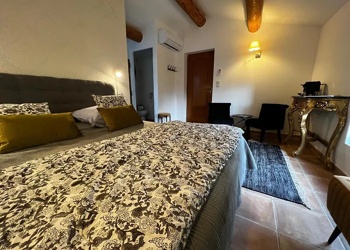Le Clos Des Songes. 3*